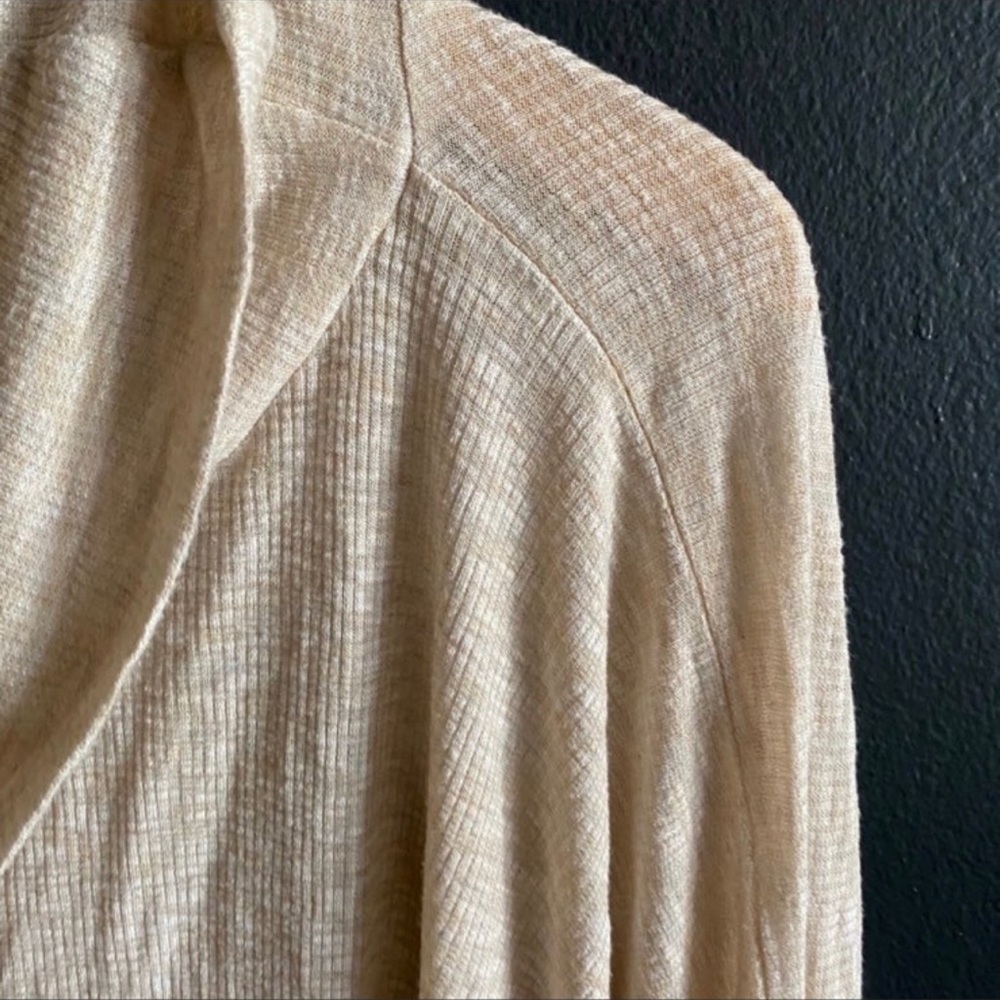 lush ribbed cowl neck split back top in oatmeal, size small - Picture 4 of 6